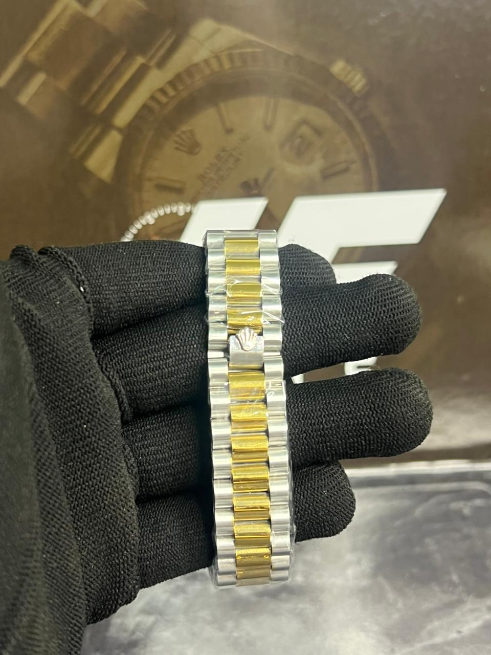 ROLEX CRYSTAL